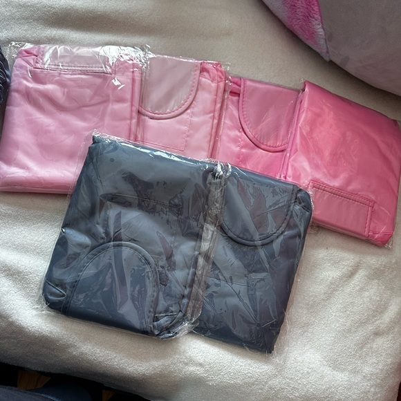 Drawstring makeup bag! - Picture 10 of 14